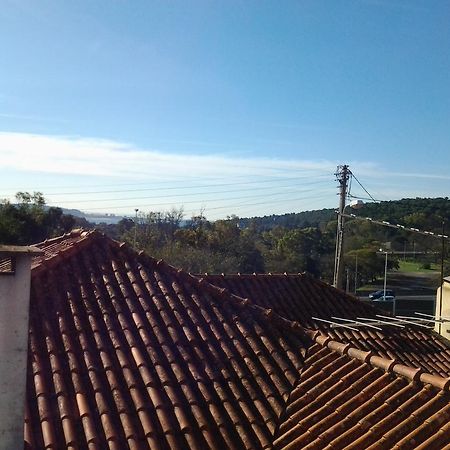 Typical Small House Near Lisbon โอเอรัช ภายนอก รูปภาพ