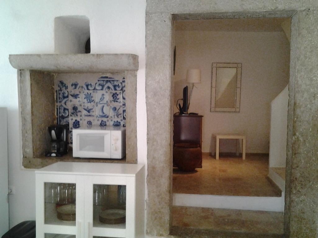 Typical Small House Near Lisbon โอเอรัช ภายนอก รูปภาพ